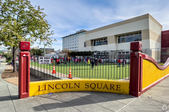 Lincoln Square is located in Oakland, CA.