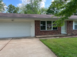 524 Ranch Dr, Ballwin, MO 63011