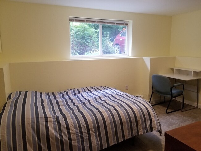 2337 Kingstown Rd, Kingston, RI 02881 - photo 3