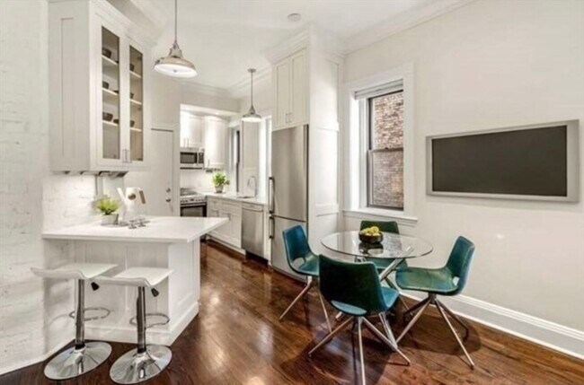 400 Commonwealth Ave unit 13, Boston, MA 02215 - photo 7