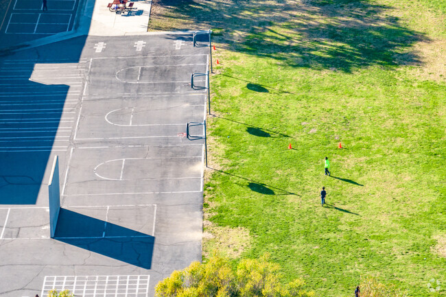The courses at Howard Elementary encourages critical thinking and creativity.