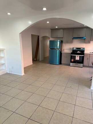 6321 Miles Ave, Huntington Park, CA 90255