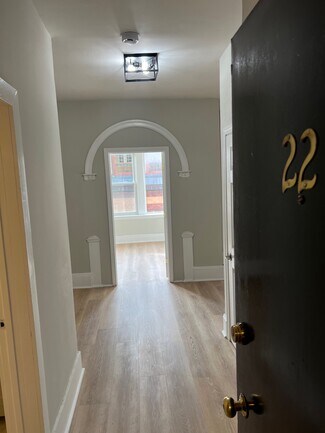 38 Hemenway St Unit 22, Boston, MA 02115