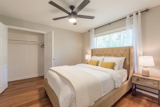 455 Cove Dr NE unit ID1019255P, Marietta, GA 30067 - photo 7