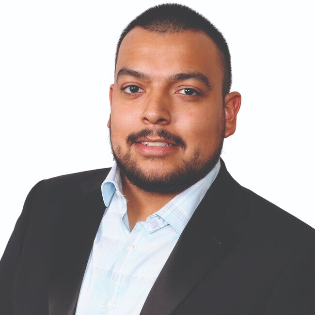 Agent Photo