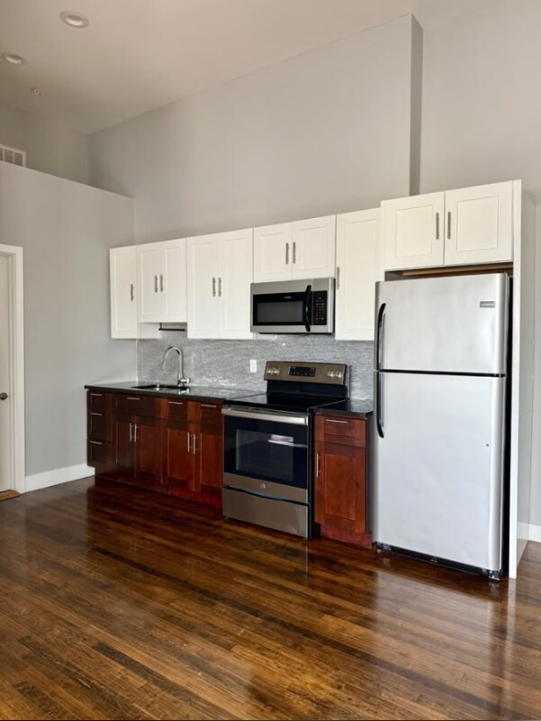 1501 S 17th St unit 302, Philadelphia, PA 19146 - photo 4