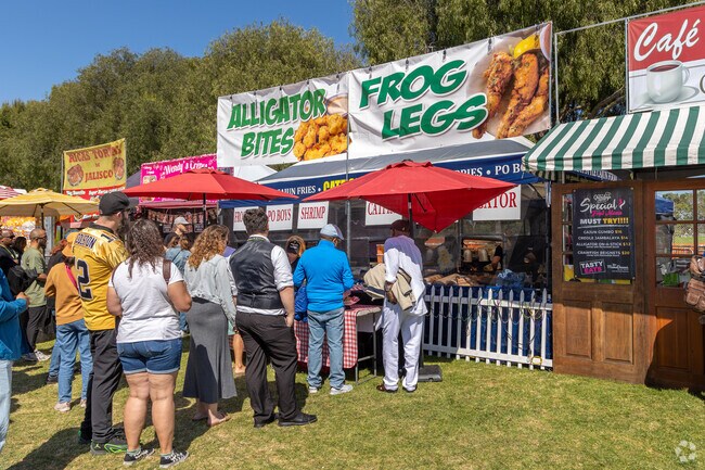 Fountain Valley foodies line up for Creole dishes of frog legs, 'gator and jambalaya.