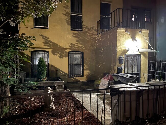 637 Greene Ave unit 2, Brooklyn, NY 11221 - photo 2