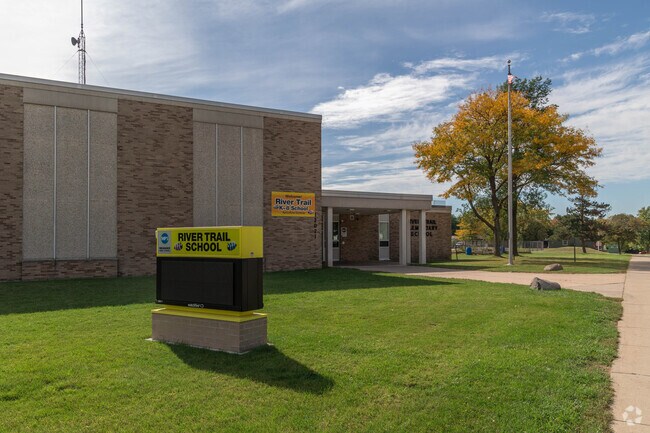 River Trail School in the Park Knoll Neighborhood specializes in Agricultural Science studies.