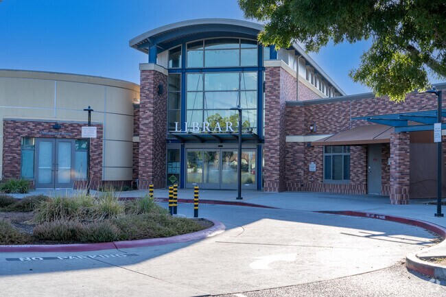 Pioneer locals enjoy quick trips to Vineland Branch Library for learning and leisure activities.