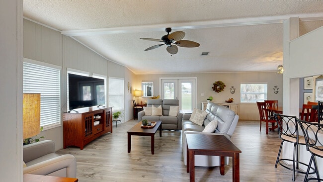 158 Osprey Cir, Ellenton, FL 34222 - photo 3