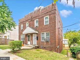 4215 Dix St NE Unit 1, Washington, DC 20019