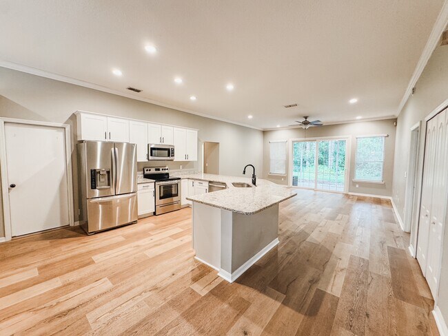 12943 Chets Creek Dr N unit 12943 Chets Creek, Jacksonville, FL 32224 - photo 5