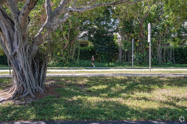 Linton Boulevard’s path adds a safe, smooth route for jogs and rides.