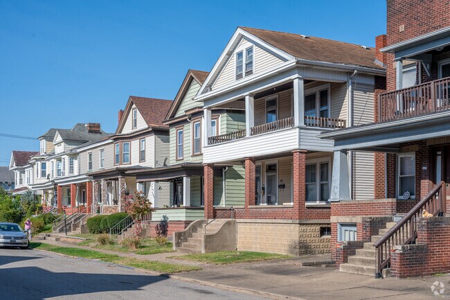 Home prices in Warwood range from $70,000 to $170,000.