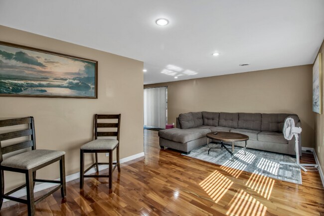 20 South St unit 2, Buffalo, NY 14204 - photo 4