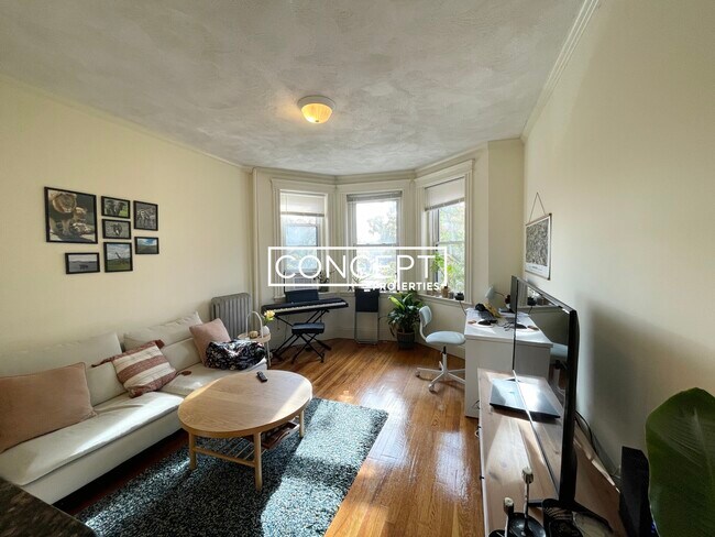 195 Park Dr unit 33CP, Boston, MA 02215 - photo 2