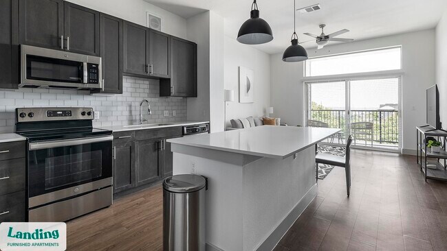 2511 Montopolis Dr unit 306, Austin, TX 78741 - photo 4