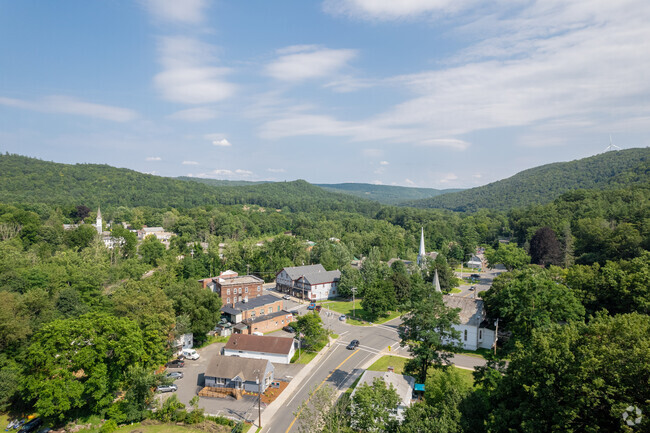 Residents of Huntington have beautiful views all around them.