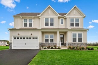 6844 Smith Ct, Bethlehem, PA 18017