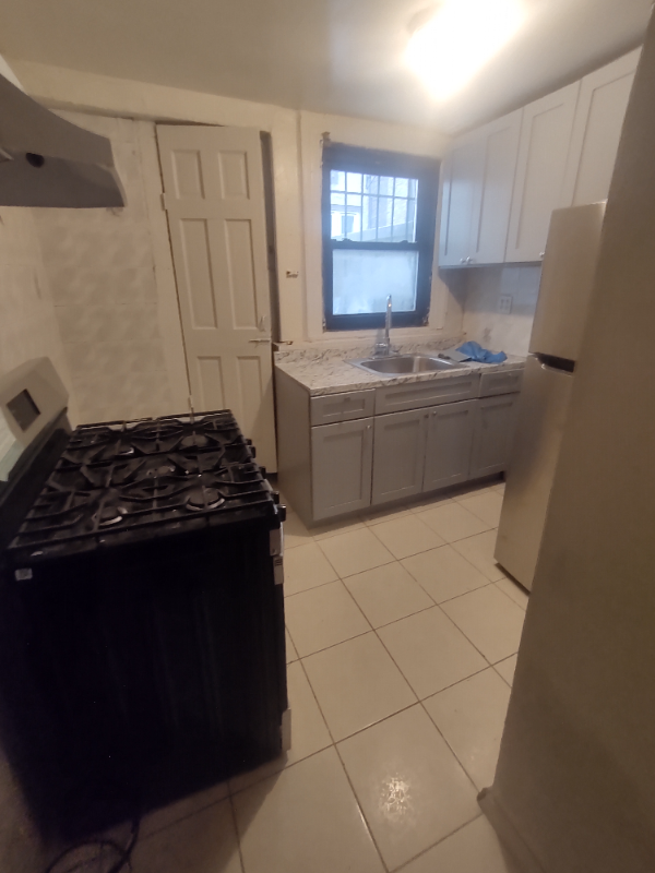 W 148th St Unit 1, New York, NY 10031