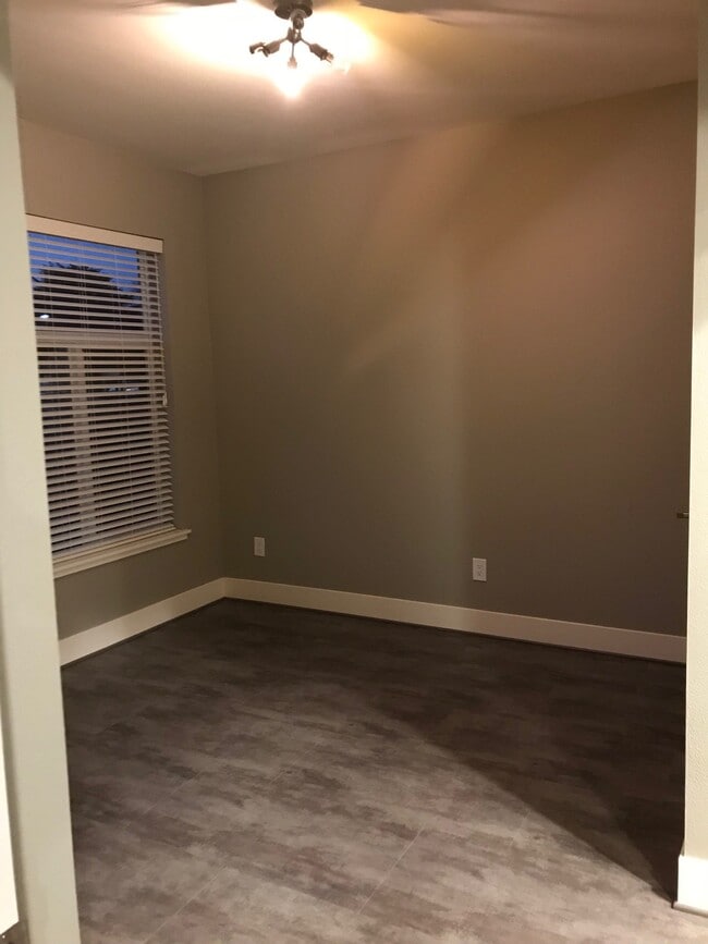 414 Kirman Ave unit B, Reno, NV 89502 - photo 4