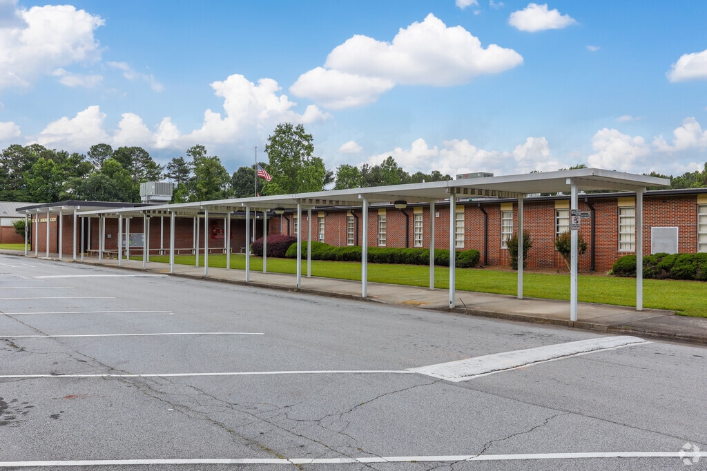 Haynie Elementary was founded on behalf of Belton Cairo Haynie.