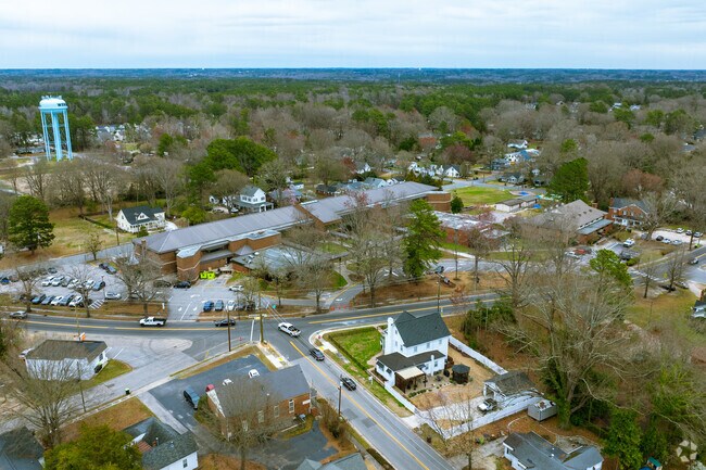 Wendell Elementary in Wendell, NC has a student-teacher ratio of 11 to 1.