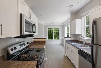 100 Cascade Falls Ln, Durham, NC 27713