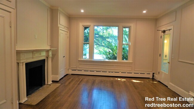 1712 Beacon St unit 1, Brookline, MA 02445 - photo 7