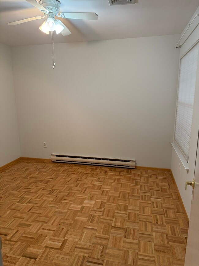 80 Mountain Ct, Bedminster, NJ 07921 - photo 4