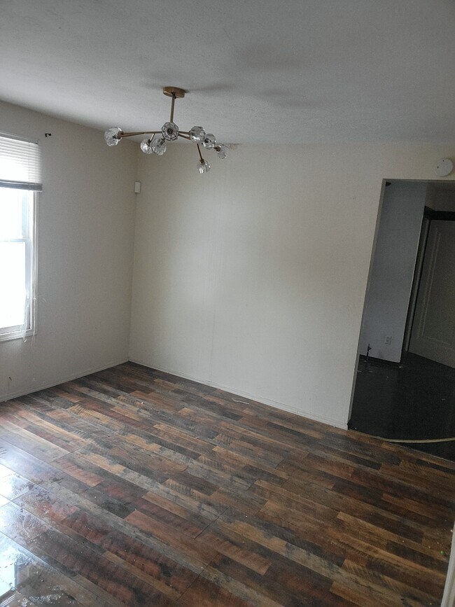 1657 Pointview Ave, Youngstown, OH 44502 - photo 5