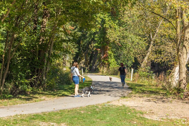 Riverview Greenway Trail has great paths to enjoy near Hudson-Sterling.