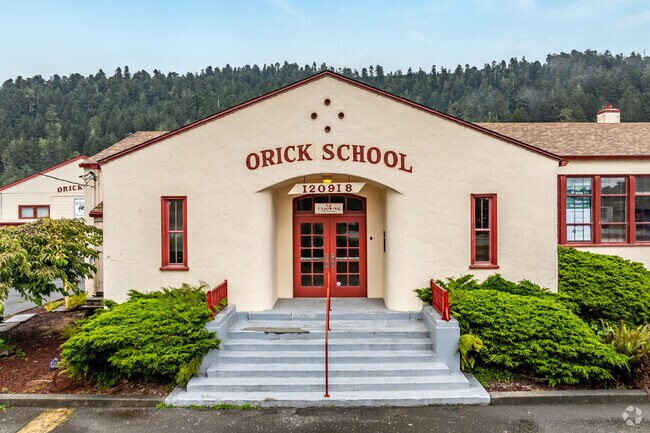 Orick Elementary School serves kindergarten through eighth grade.