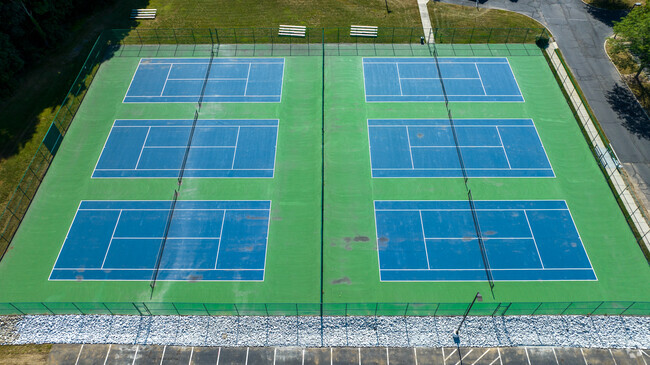 Covenant Christian High School has access to the tennis courts in Chapel Hill-Ben Davis.