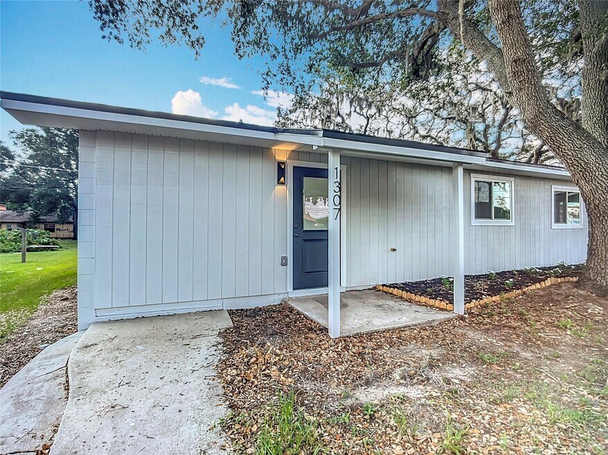 1307 Eagleview Dr unit 1306, Brandon, FL 33510 - photo 1