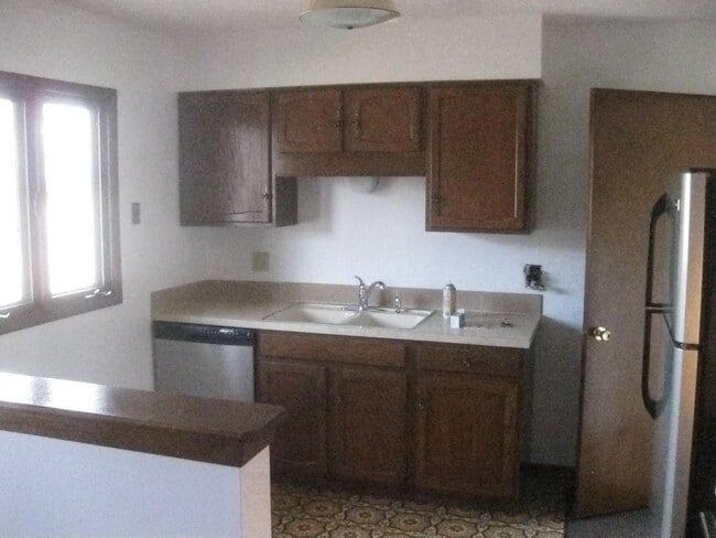 5000 Twana Dr unit 1, Des Moines, IA 50310 - photo 5