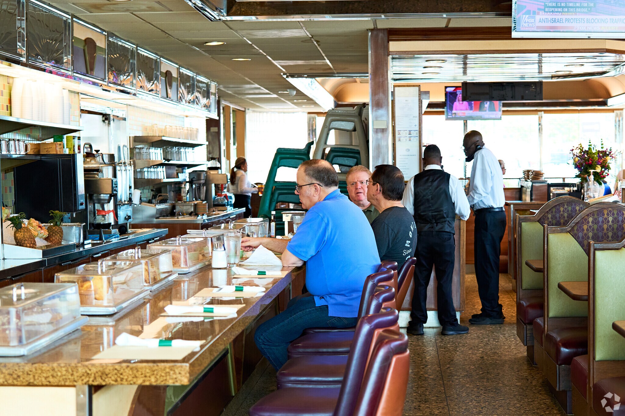 Metro 29 is a local favorite retro styled diner in Bellevue Forest.