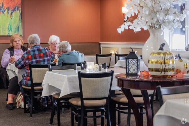 Enjoy homestyle dining at Alexander's Family Restaurant in Mayfield, PA.