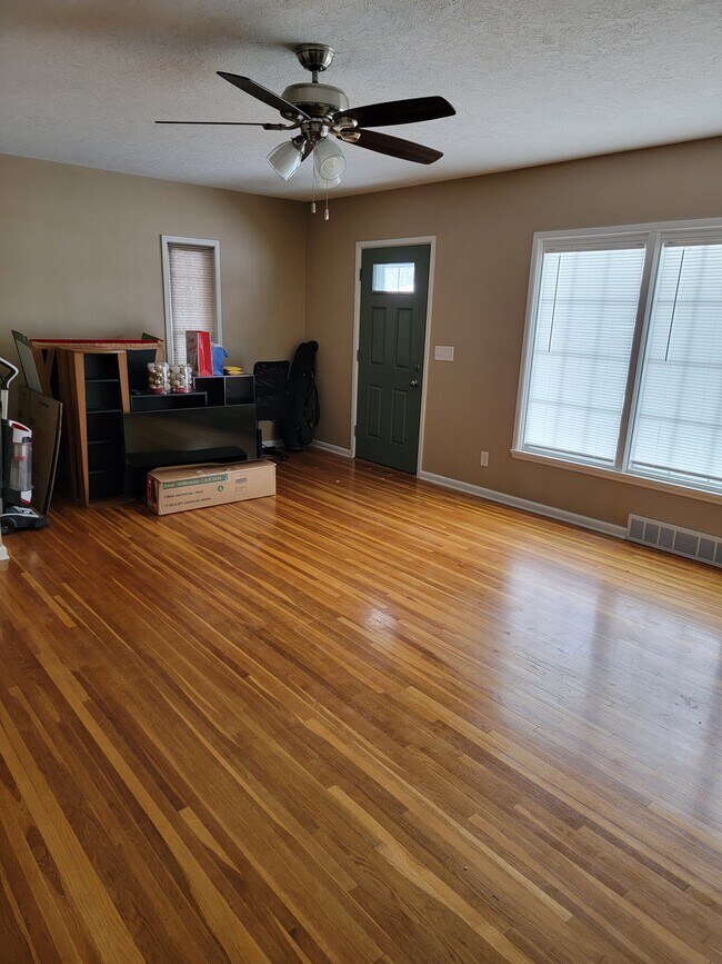 821 4th Ave SE, Le Mars, IA 51031 - photo 4