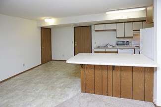 914 6th Ave S, Saint Cloud, MN 56301