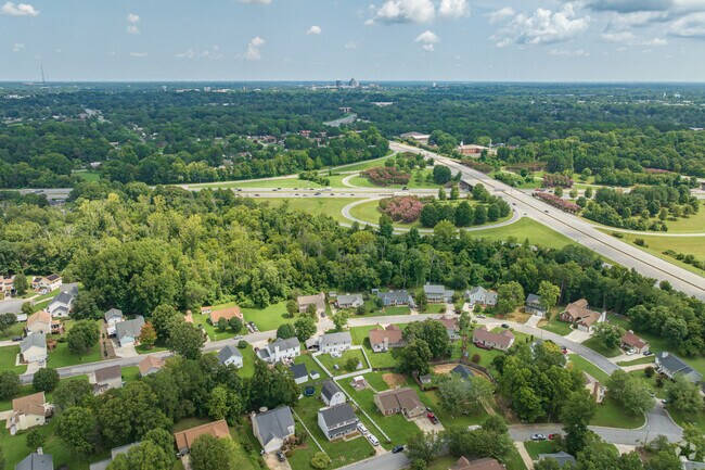 Rolling Roads is minutes from downtown Greensboro.