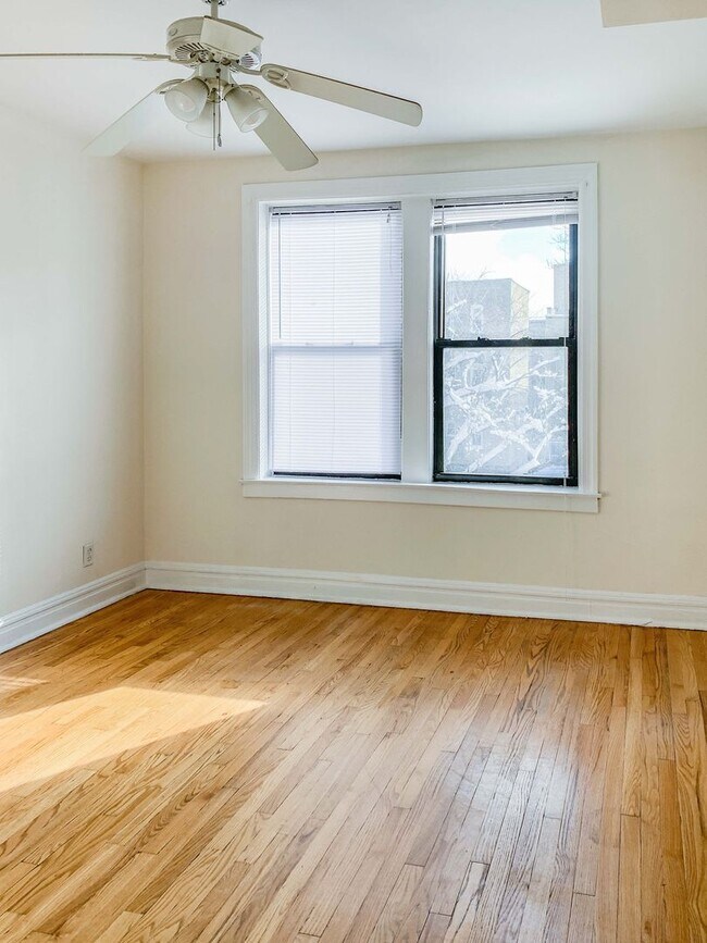 1941 W Winnemac Ave unit 2, Chicago, IL 60640 - photo 7