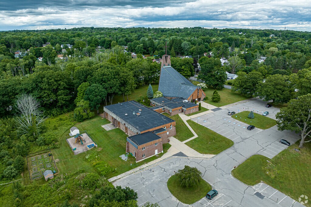 Hilltop Christian Early Learning Center has been serving Torrington kids since 1974.