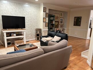 8509 Cameron St, Silver Spring, MD 20910