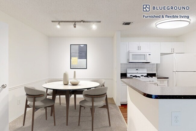 100 Lexington Ridge Dr unit FL2-ID4128A, Lexington, MA 02421 - photo 5