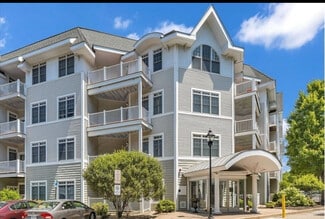 614 Pond St Unit 1303, Braintree, MA 02184