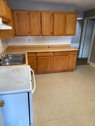 120 N Meridian St Unit 2, Belle Plaine, MN 56011