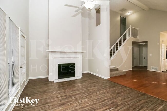 852 Shore Dr, Lithonia, GA 30058 - photo 4