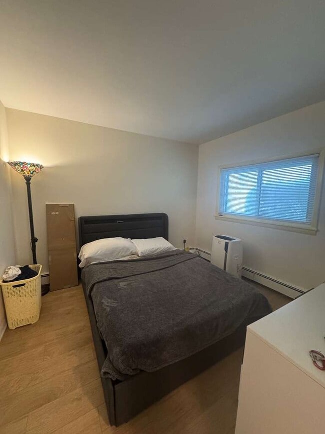 38 Douglas Ave, Yonkers, NY 10703